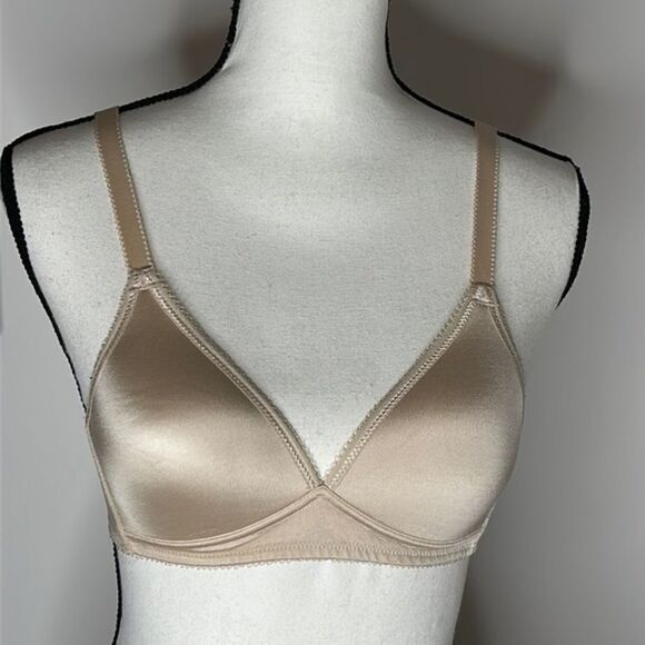Wacoal Nude Bra, 32B - Picture 1 of 3